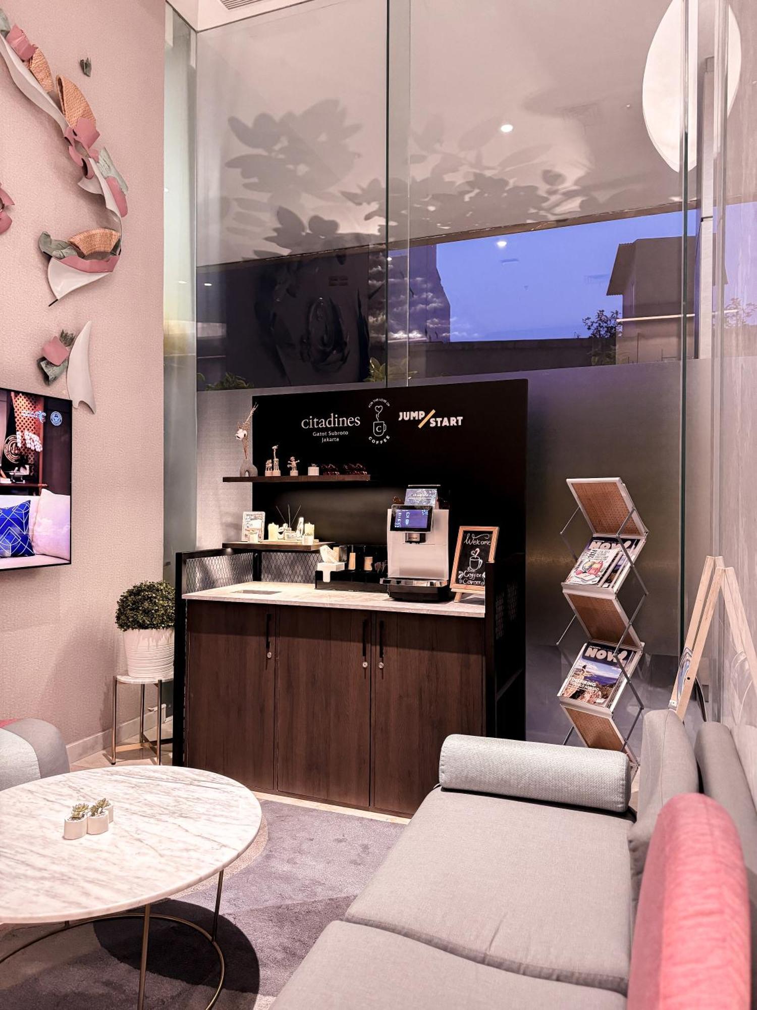 Citadines Gatot Subroto 자카르타 외부 사진